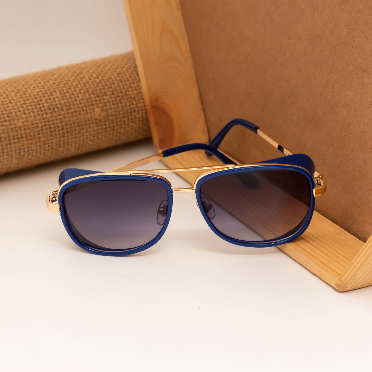 Clooriss Gold And Grey Gradient Retro Square Sunglasses
