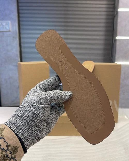 zaara slide premium quality with brand box