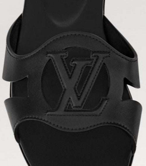 LOUIIS VUIITTON FLATS BACK SLIDE WITH BRAND BOX