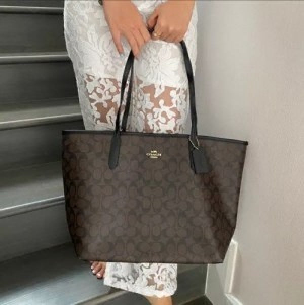 Coaach tote bag premium quality with og box