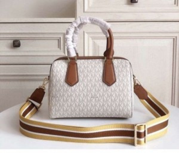 Miichael korrs boston handbag sling bag