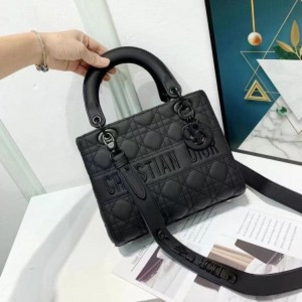 Chriistian Diiorr Lite Cannage Ultra Matte Handbag with premium quality box