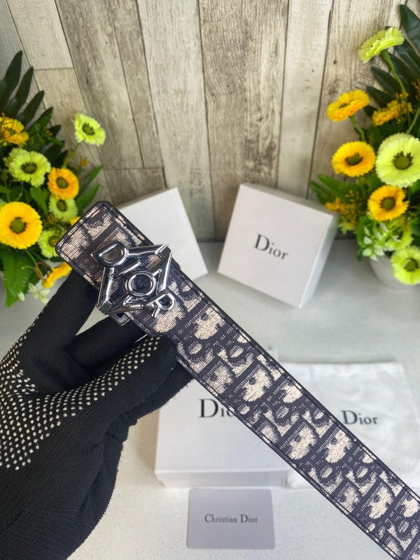 CD DIIOR MENS BELT WID OG BOX CARD & DUST BAG