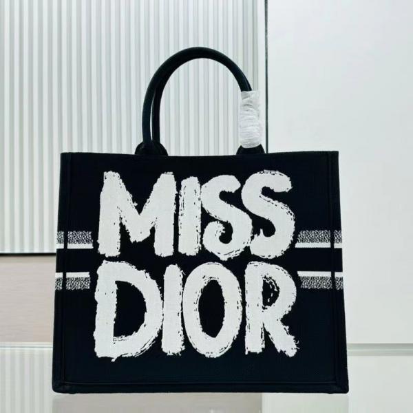 Miiss Diior Book Tote With OG Box