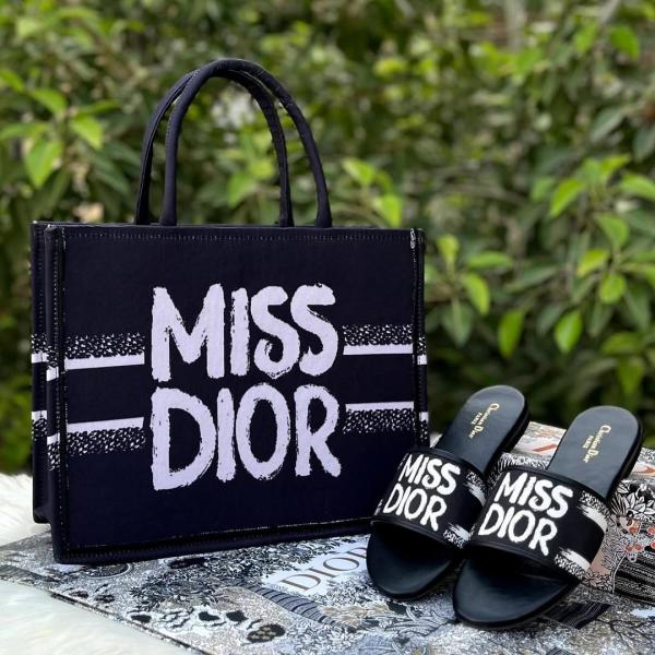 Miiss Diior Book Tote With OG Box