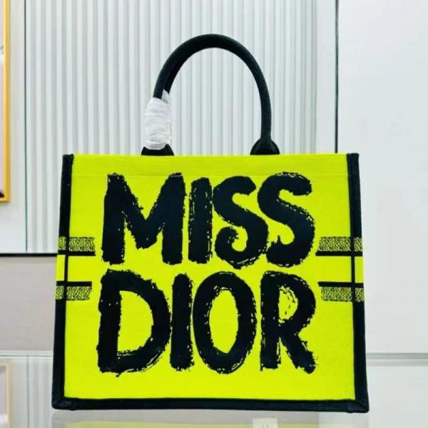 Miiss Diior Book Tote With OG Box