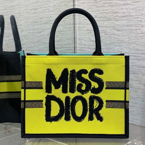 Miiss Diior Book Tote With OG Box