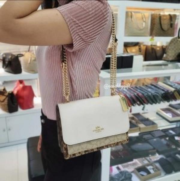 Coaach klarre crossbody bag With OG Box Accessories