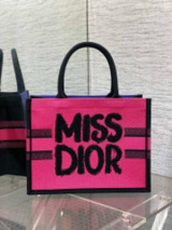 Miiss Diior Book Tote With OG Box