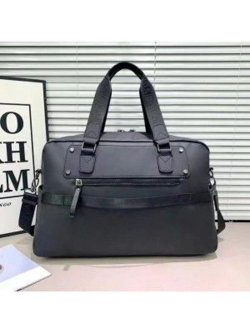 CALVIIN KLEIN DUFFLE BAG PREMIUM QUALITY