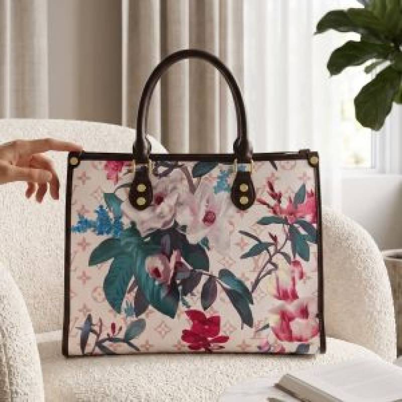 Louiis vuitton on the go limited edition with dust bag and premium quality box