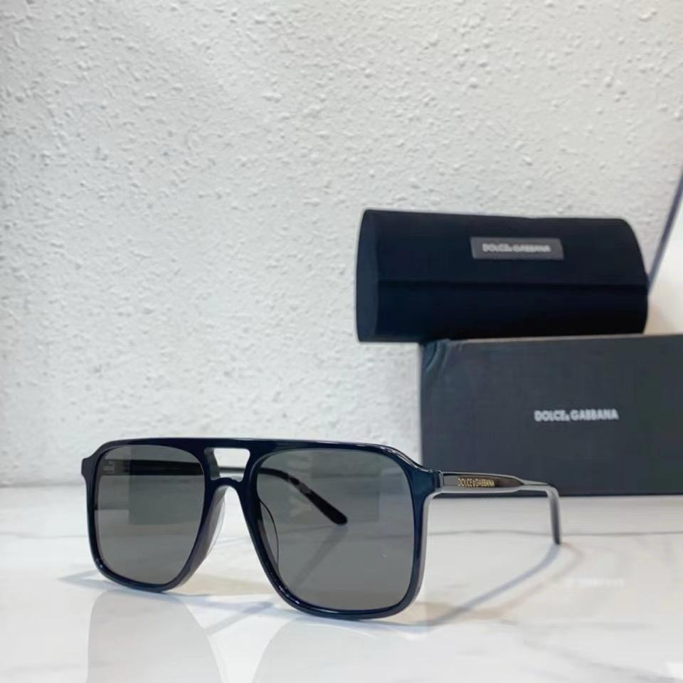 D & G 4423 Unisex Sunglasses