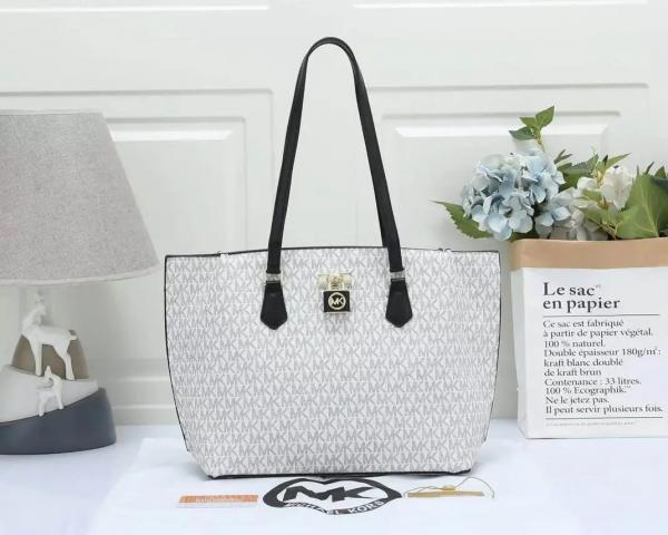 Miichael Korrs Ruby Large Logo Tote Bag
