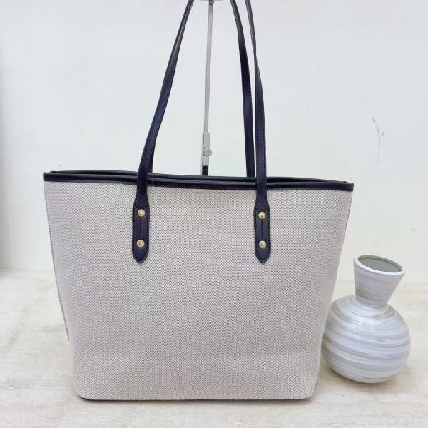 Coaach voyager jet set print tote bag with dust bag