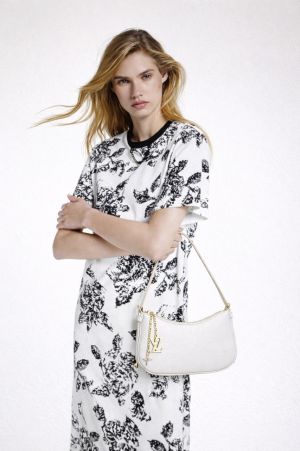 Louiis Vuitton pochette bloom with box