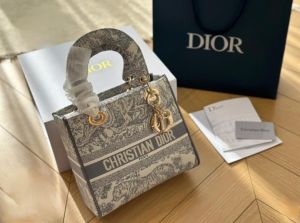 Christiian Diorr Lady Tiger Print Black Sling Bag With Box Dust bag Sling belt