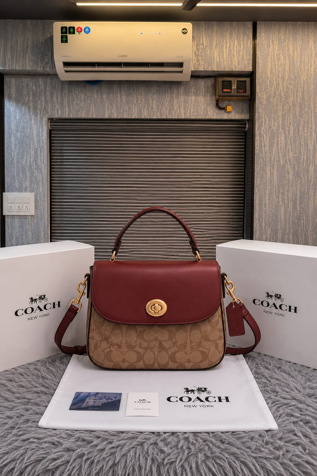 Coaach marlie bag with box and carry bag